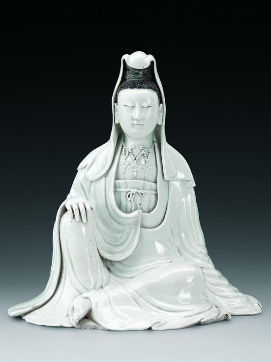 乾隆唐英敬制款白釉觀(guān)音